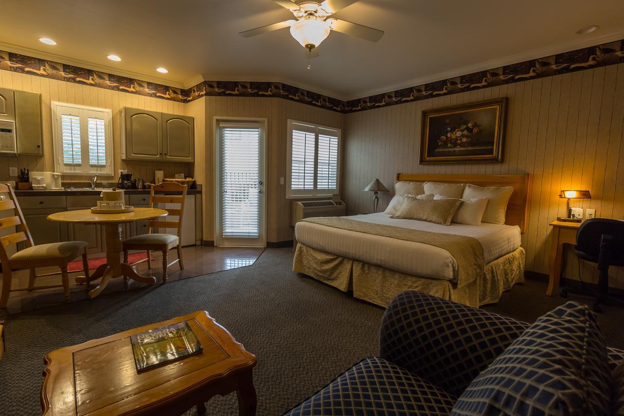 Grass Valley Courtyard Suites エクステリア 写真