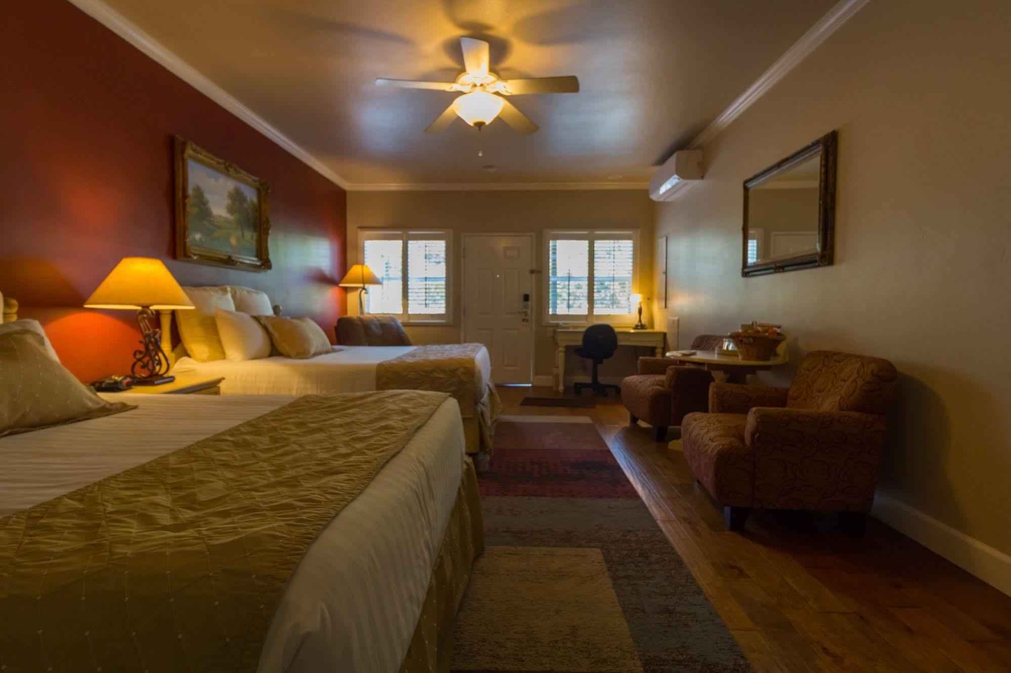 Grass Valley Courtyard Suites エクステリア 写真